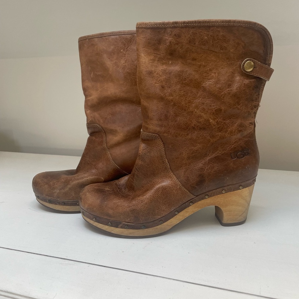 UGG Women's Brown Leather Boots